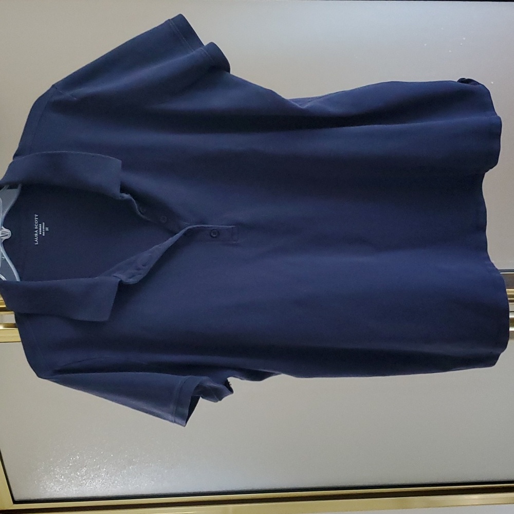 Dark blue, short sleeve Laura Scott top with 4 buttons